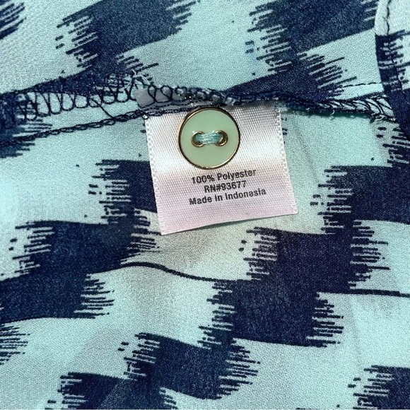 40% OFF a.n.a Blue Patterned Long Sleeve Blouse Size Large - Picture 4 of 12